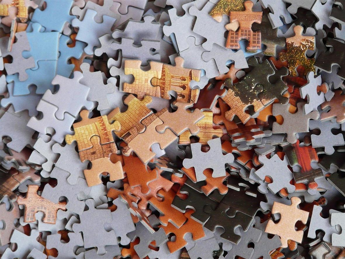 For more than four decades, White Mountain Puzzles has offered more than just entertainment. Their puzzles have become a staple in households across America, known for their craftsmanship, variety, and the mental benefits they bring to families and individuals alike. From the nostalgia of classic scenes to the challenge of thousands of pieces, the brand has built a reputation rooted in quality and joy.